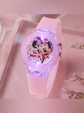 Minnie Watch